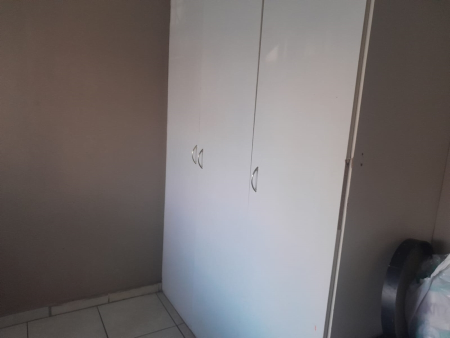 2 Bedroom Property for Sale in Rustenburg Central North West